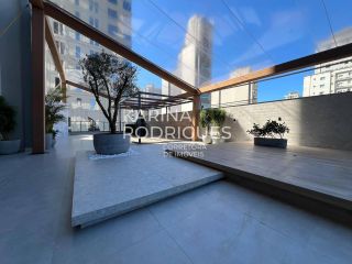 Excelente Apartamento Vista Mar na rua do Píer em Meia Praia 3 suítes com 3 vagas e 1 vaga de Jet sky ampla área de Lazer