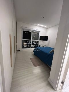 Lindo apartamento 3 suítes e 2 vagas mobiliado em Meia Praia