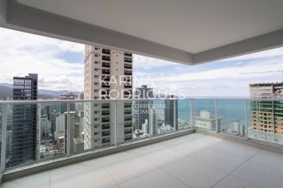 Excelente apartamento Vista Mar 3 suítes com 160 m²  ampla área de lazer de R$ 3.100.000,00 por R$ 2.540.000,00 na Meia Praia