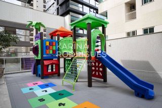 Excelente apartamento Vista Mar 3 suítes com 160 m²  ampla área de lazer de R$ 3.100.000,00 por R$ 2.540.000,00 na Meia Praia