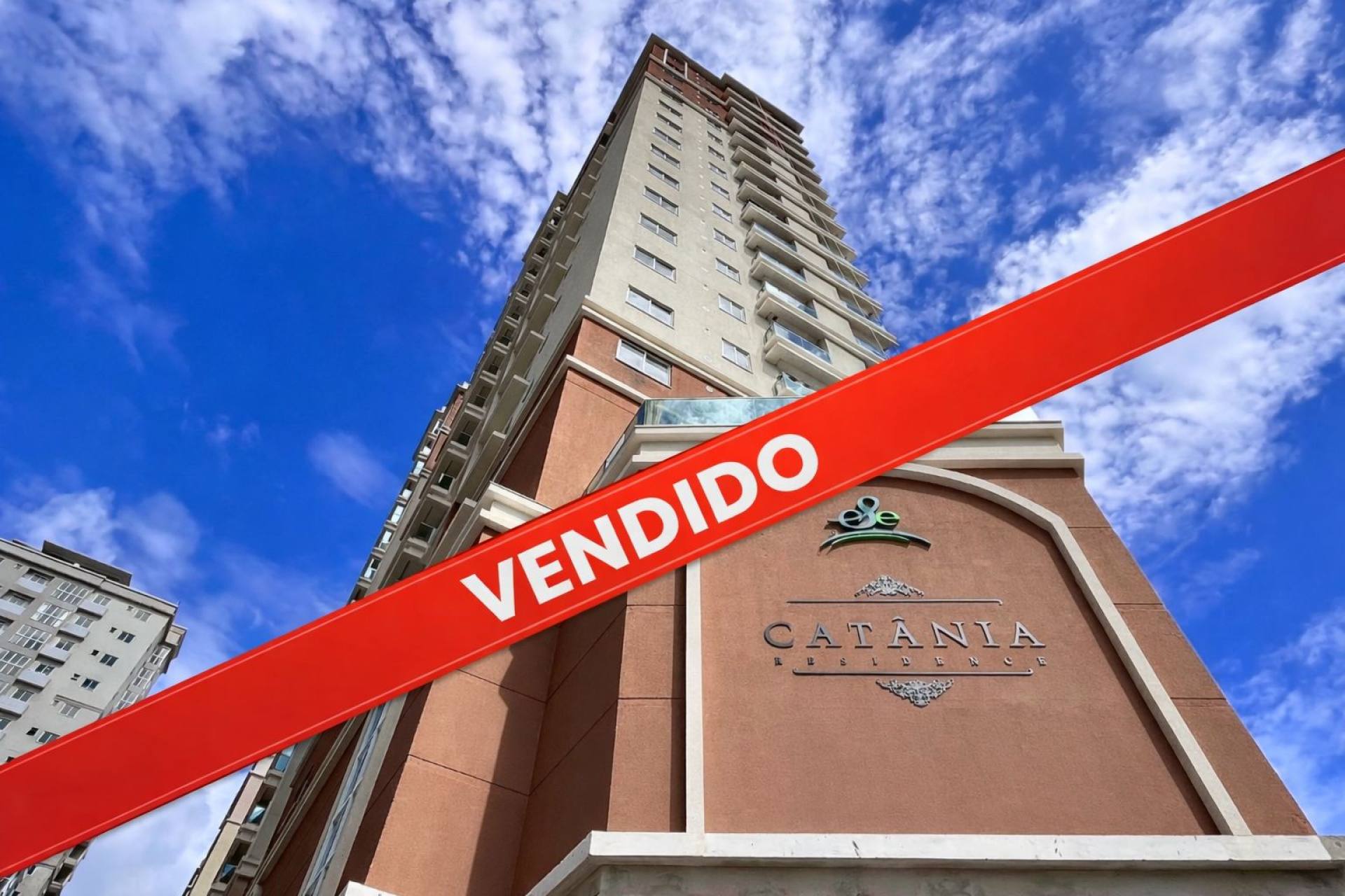 Oportunidade vista Mar 2 quartos sendo 1 suíte e 1 vaga de garagem