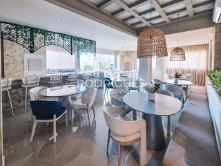 Oportunidade vista Mar 2 quartos sendo 1 suíte e 1 vaga de garagem