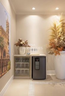 Oportunidade vista Mar 2 quartos sendo 1 suíte e 1 vaga de garagem