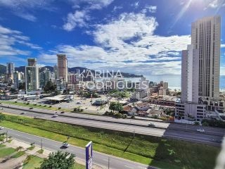 Oportunidade vista Mar 2 quartos sendo 1 suíte e 1 vaga de garagem