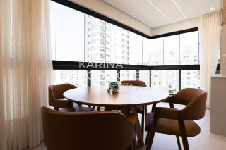 Apartamento Finamente Mobiliado 3 suítes e 2 vagas ampla área de Lazer na Meia Praia