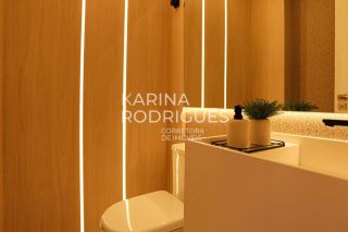 Apartamento Finamente Mobiliado 3 suítes e 2 vagas ampla área de Lazer na Meia Praia