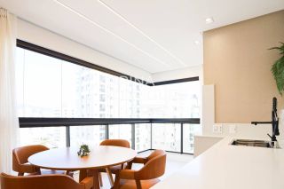 Apartamento Finamente Mobiliado 3 suítes e 2 vagas ampla área de Lazer na Meia Praia