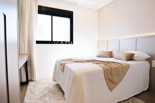 Apartamento Finamente Mobiliado 3 suítes e 2 vagas ampla área de Lazer na Meia Praia