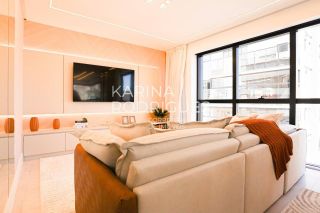 Apartamento Finamente Mobiliado 3 suítes e 2 vagas ampla área de Lazer na Meia Praia