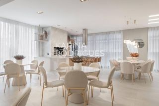 Apartamento Finamente Mobiliado 3 suítes e 2 vagas ampla área de Lazer na Meia Praia