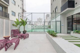 Apartamento Finamente Mobiliado 3 suítes e 2 vagas ampla área de Lazer na Meia Praia