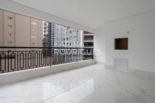 Excelente Apartamento 4 suítes e 3 vagas Padrão Dallo ampla área de Lazer no Rooftop