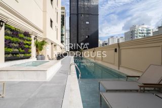 Excelente Apartamento 4 suítes e 3 vagas Padrão Dallo ampla área de Lazer no Rooftop