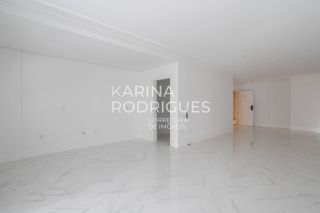 Excelente Apartamento 4 suítes e 3 vagas Padrão Dallo ampla área de Lazer no Rooftop