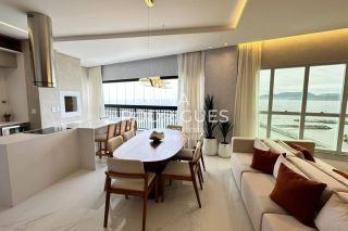 Apartamento finamente mobiliado 3 suítes e 3 vagas com lazer completo Frente Mar e Frente Hard Rock