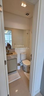 Lindo apartamento 3 suítes e 2 vagas mobiliado em Meia Praia