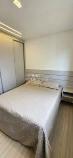 Lindo apartamento 3 suítes e 2 vagas mobiliado em Meia Praia
