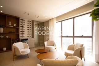 Lindo apartamento finamente mobiliado 4 suítes  e 4 vagas de garagem Quadra Mar na Meia Praia