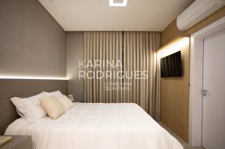 Lindo apartamento finamente mobiliado 4 suítes  e 4 vagas de garagem Quadra Mar na Meia Praia