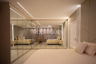 Lindo apartamento finamente mobiliado 4 suítes  e 4 vagas de garagem Quadra Mar na Meia Praia