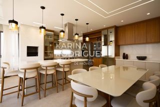 Lindo apartamento finamente mobiliado 4 suítes  e 4 vagas de garagem Quadra Mar na Meia Praia