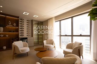 Lindo apartamento finamente mobiliado 4 suítes  e 4 vagas de garagem Quadra Mar na Meia Praia