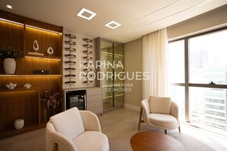 Lindo apartamento finamente mobiliado 4 suítes  e 4 vagas de garagem Quadra Mar na Meia Praia