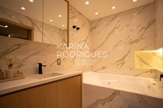 Lindo apartamento finamente mobiliado 4 suítes  e 4 vagas de garagem Quadra Mar na Meia Praia