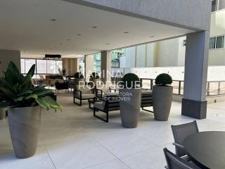 Lindo apartamento finamente mobiliado 4 suítes  e 4 vagas de garagem Quadra Mar na Meia Praia