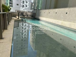 Lindo apartamento finamente mobiliado 4 suítes  e 4 vagas de garagem Quadra Mar na Meia Praia