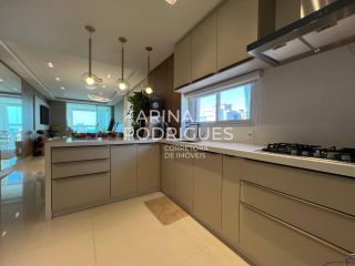 Apartamento 2 suítes + 2 dem-suítes finamente mobiliado com Vista Mar na Meia Praia