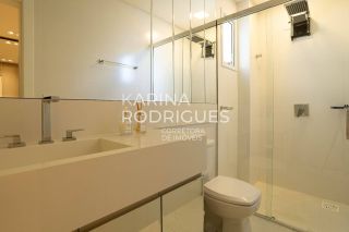Apartamento 2 suítes + 2 dem-suítes finamente mobiliado com Vista Mar na Meia Praia