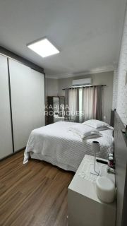 Excelente apartamento mobiliado 4 quartos sendo 1 suíte 80 m do Mar em Meia Praia