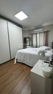 Excelente apartamento mobiliado 4 quartos sendo 1 suíte 80 m do Mar em Meia Praia