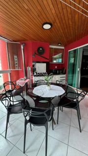 Excelente apartamento mobiliado 4 quartos sendo 1 suíte 80 m do Mar em Meia Praia