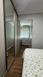 Excelente apartamento mobiliado 4 quartos sendo 1 suíte 80 m do Mar em Meia Praia