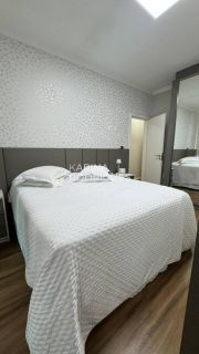 Excelente apartamento mobiliado 4 quartos sendo 1 suíte 80 m do Mar em Meia Praia