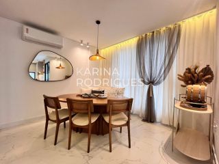 Excelente Apartamento na Meia Praia finamente mobiliado 3 suítes e 2 vagas