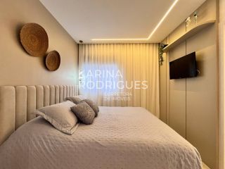 Excelente Apartamento na Meia Praia finamente mobiliado 3 suítes e 2 vagas