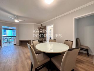 Apartamento Quadra Mar na Meia Praia 3 quartos sendo 1 suíte