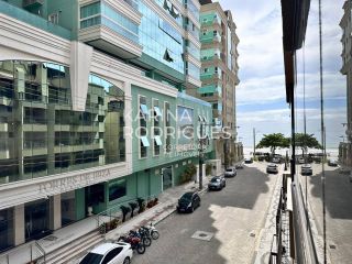 Apartamento Quadra Mar na Meia Praia 3 quartos sendo 1 suíte