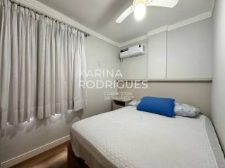 Apartamento Quadra Mar na Meia Praia 3 quartos sendo 1 suíte