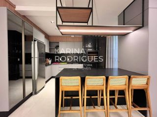 Excelente Apartamento 3 suítes e 3 vagas na Meia Praia ampla área de Lazer