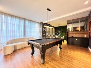 Excelente Apartamento 4 suítes e 4 vagas na Meia Praia ampla área de Lazer