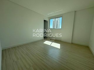 Apartamento Vista Mar  3 suítes e 2 vagas ampla área de lazer