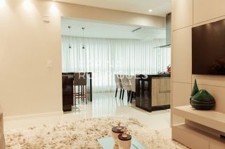 Excelente Apartamento Quadra Mar mobiliado 3 suítes e 2 vagas