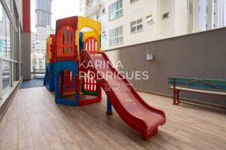 Excelente Apartamento Quadra Mar mobiliado 3 suítes e 2 vagas
