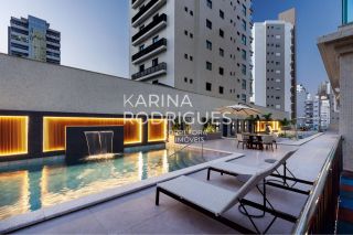 Apartamento 3 suítes e 2 vagas em Meia Praia ampla área de lazer