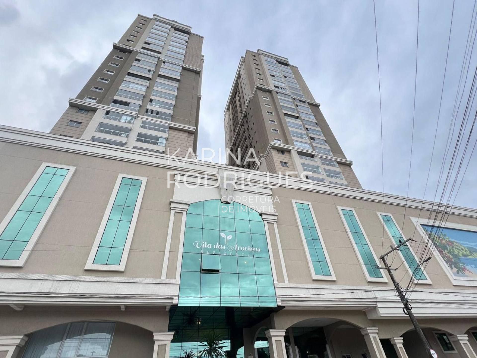 Apartamento mobiliado Meia Praia 3 quartos sendo 2 suítes ampla área de lazer de R$ 1.780.000,00 por R$ 1.480.000,00