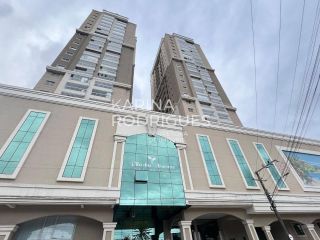 Apartamento mobiliado Meia Praia 3 quartos sendo 2 suítes ampla área de lazer de R$ 1.780.000,00 por R$ 1.480.000,00